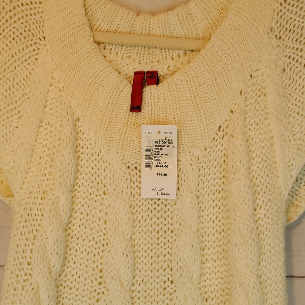 5/48 Beutiful Top XS size. - Picture 2 of 6